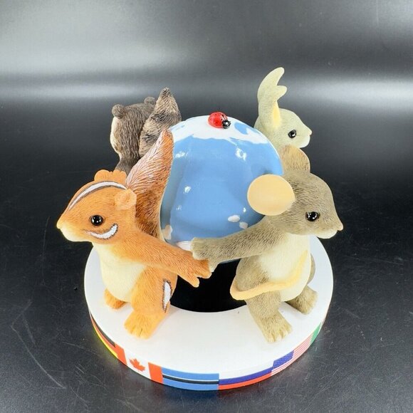 Charming Tails Fitz and Floyd Friends Around The World Resin Whimsical Figurine - Picture 10 of 16